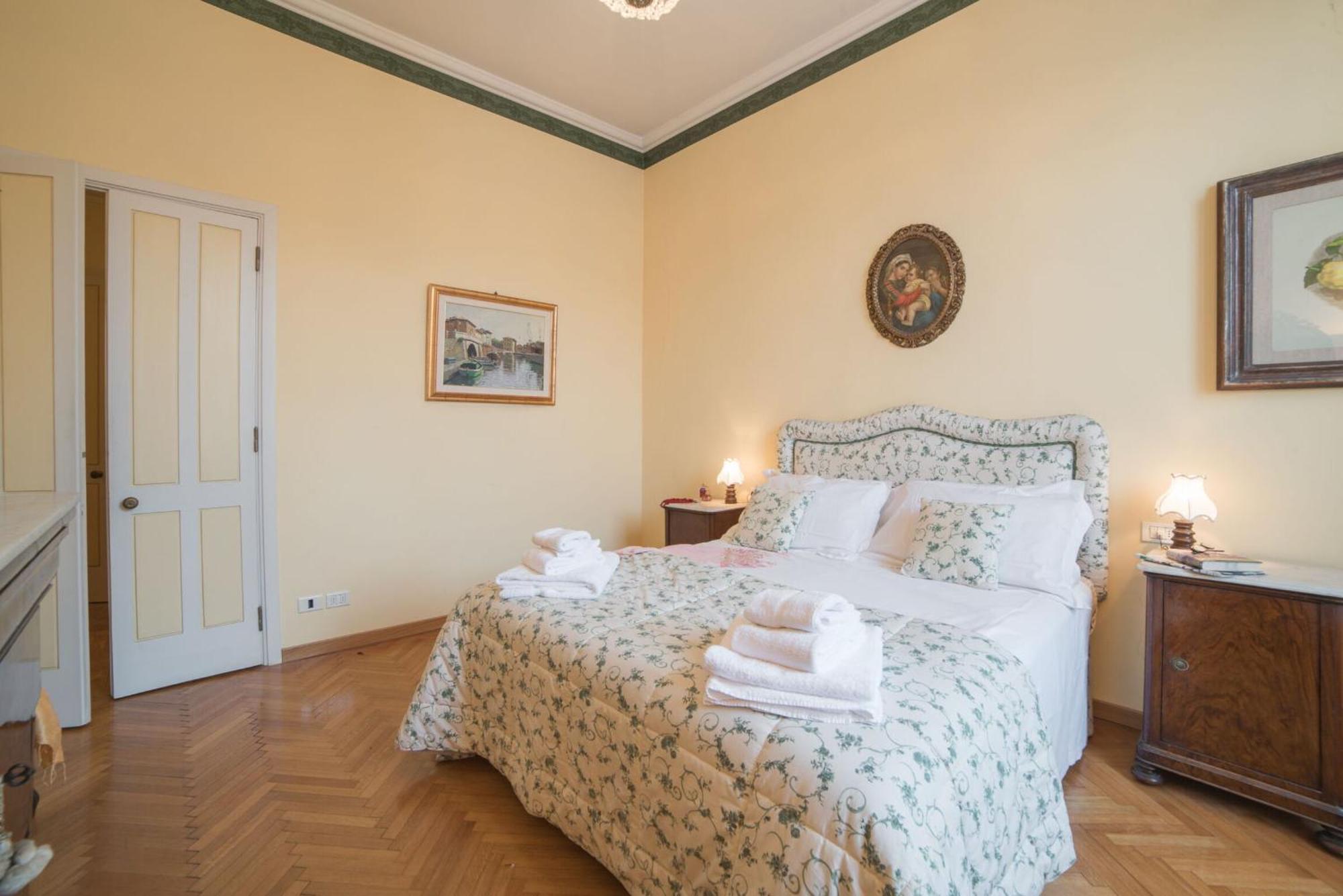Italian Experience-Duomo Suite Firenze Bagian luar foto