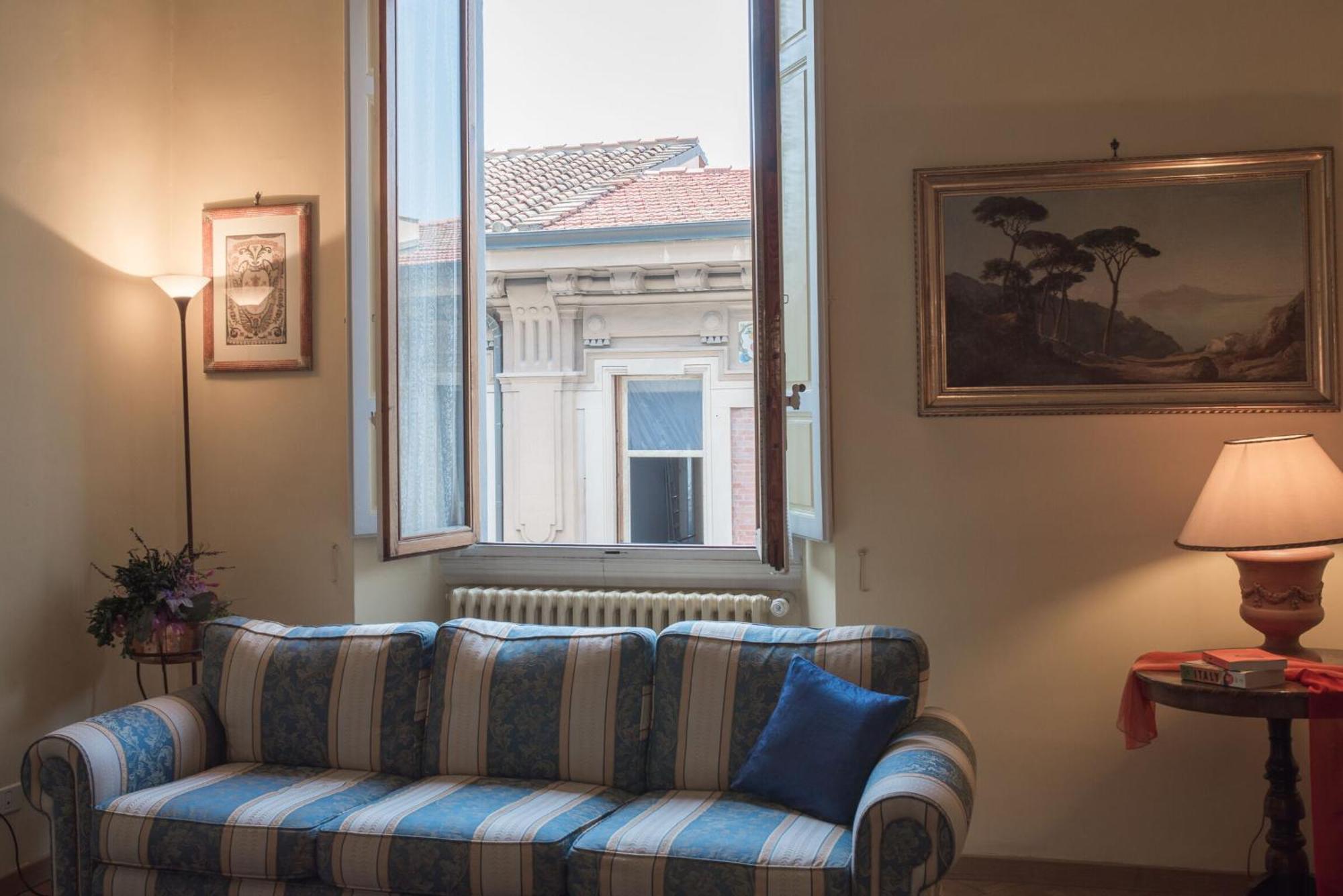 Italian Experience-Duomo Suite Firenze Bagian luar foto
