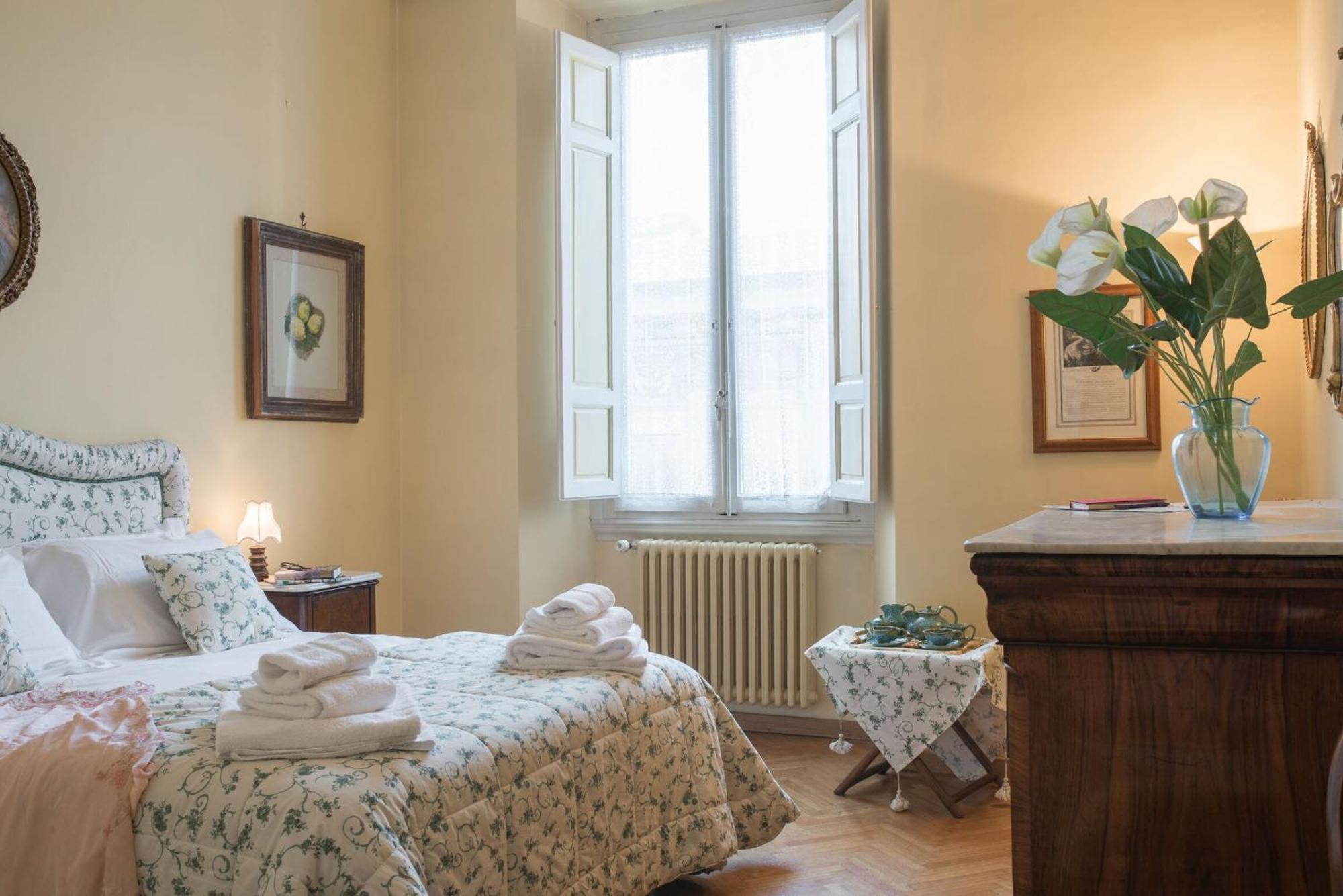 Italian Experience-Duomo Suite Firenze Bagian luar foto