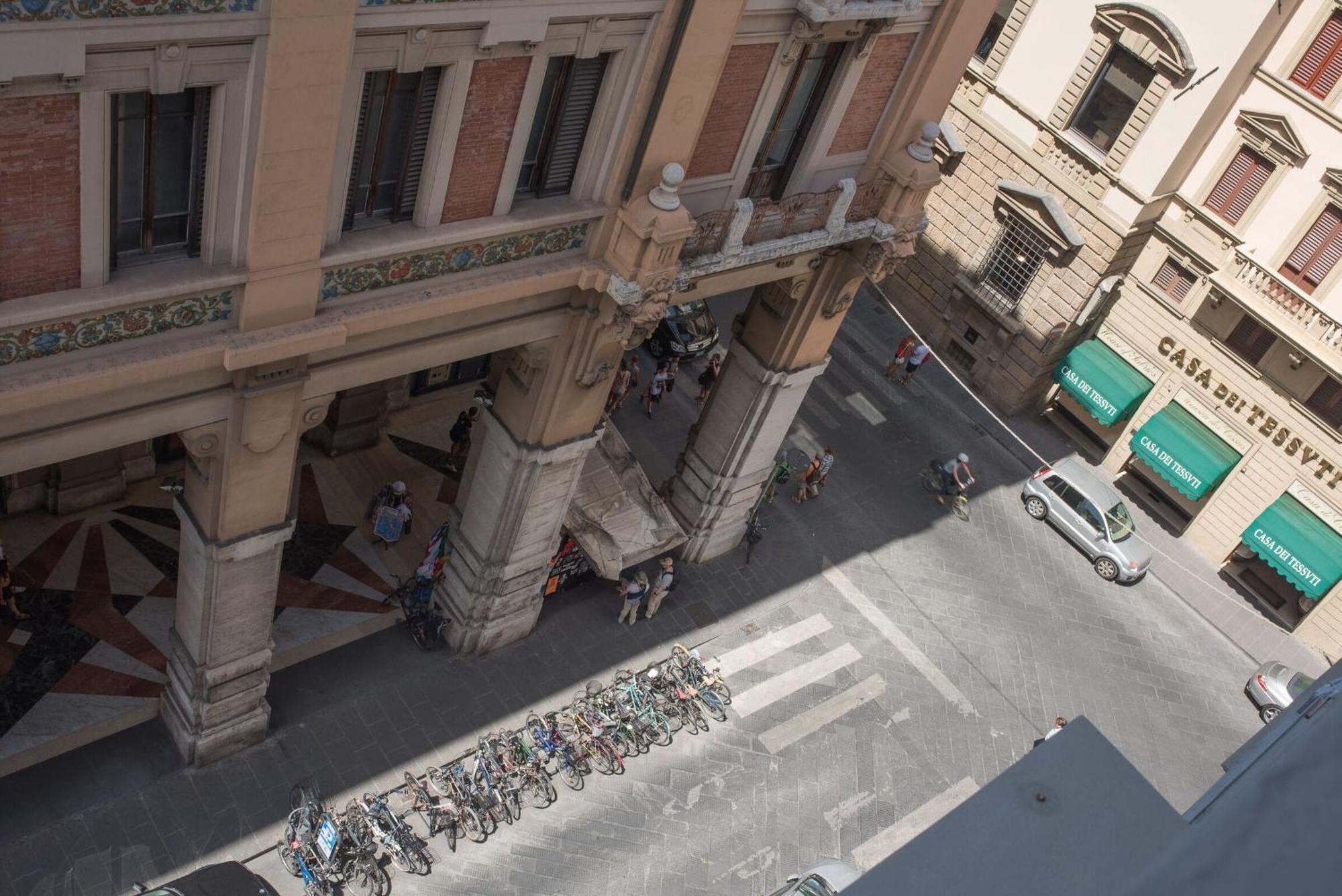 Italian Experience-Duomo Suite Firenze Bagian luar foto